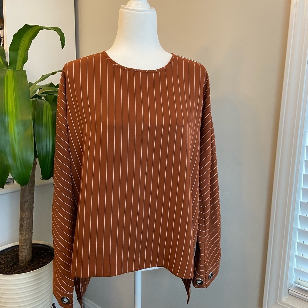 SALE! 🔔 Lalem Modern Statement Blouse - Size 40